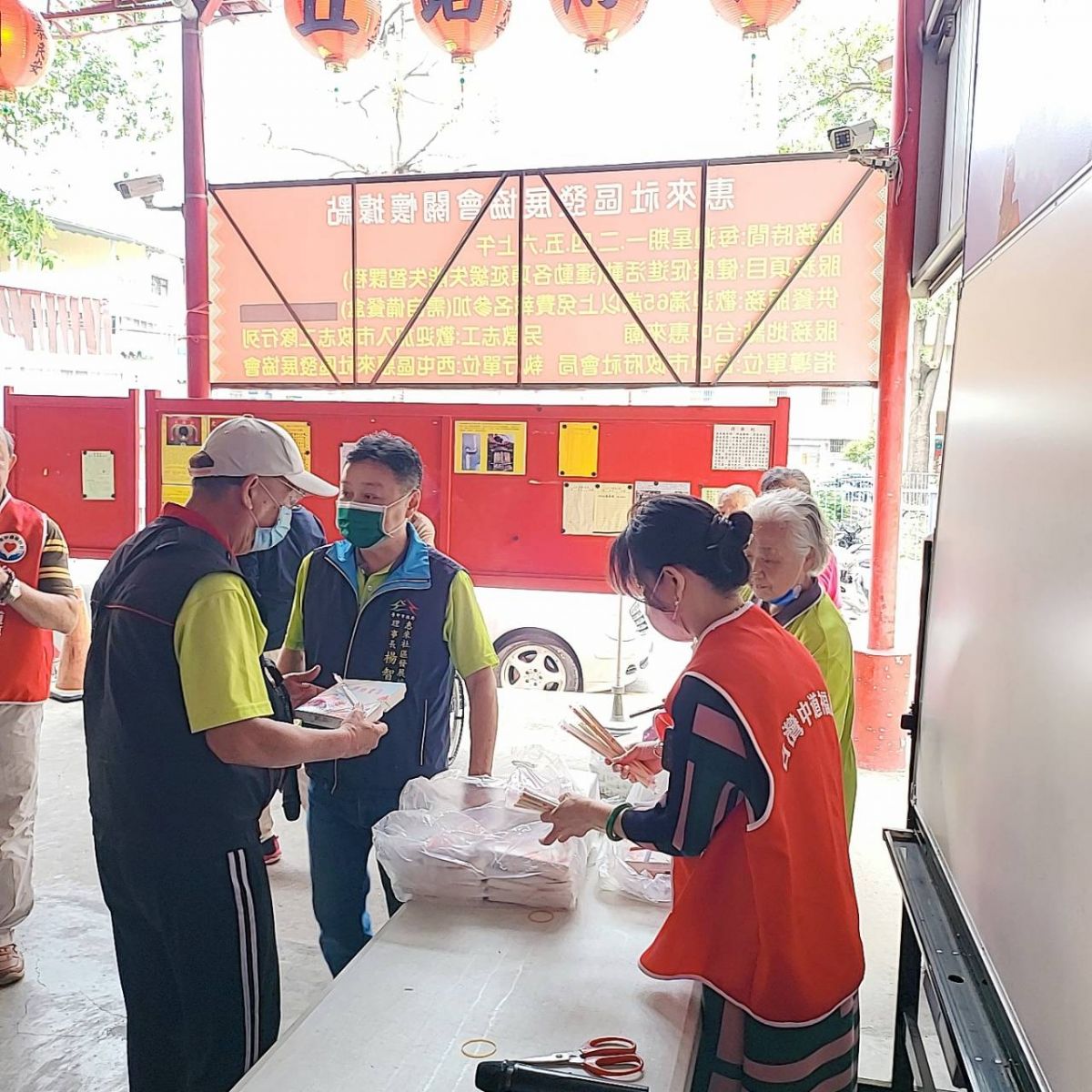 吃素食慈悲健康救地球