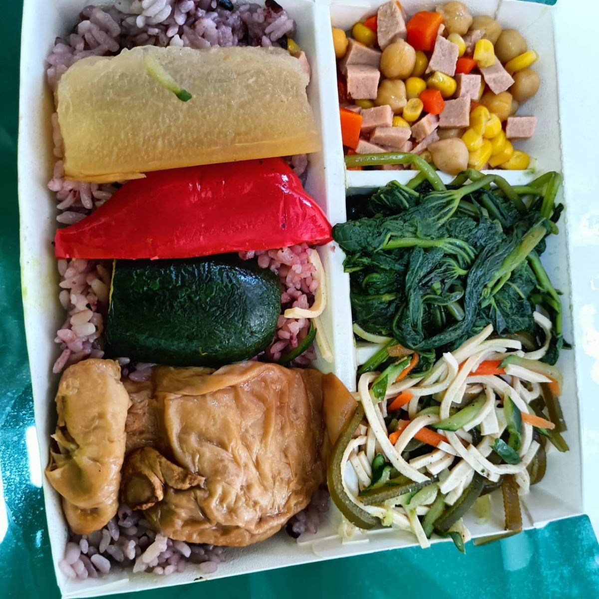 吃素食慈悲健康救地球